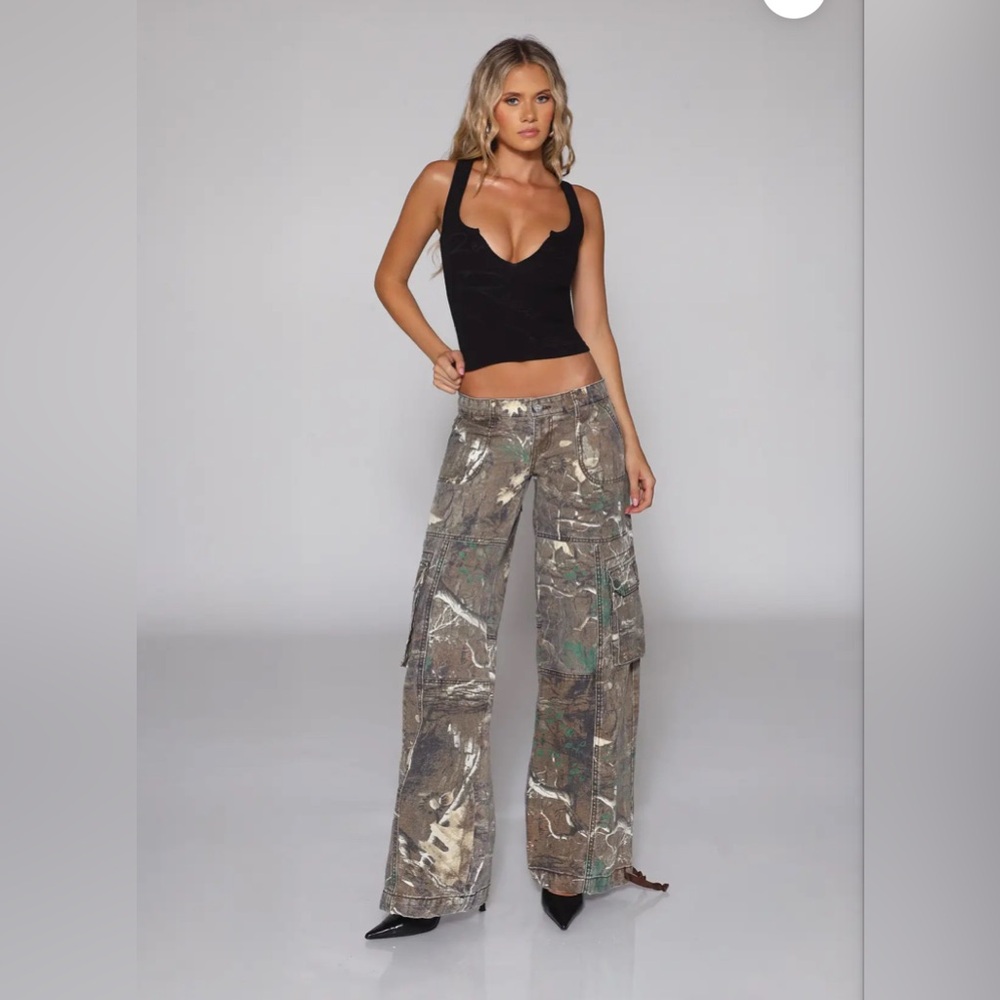 The Amelia Pant / Oakland